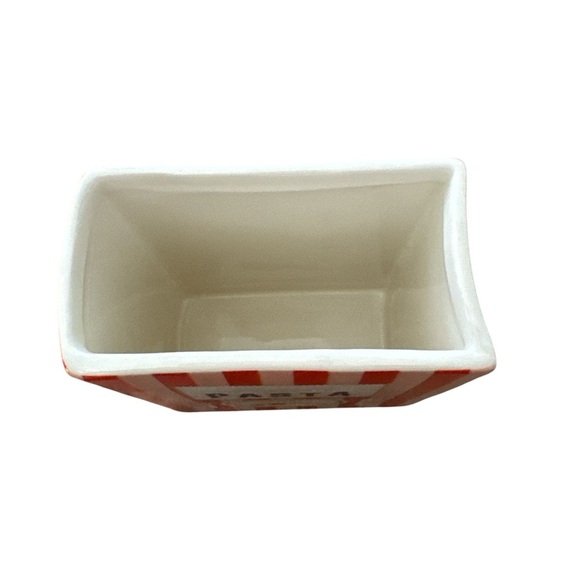 Target Perfect Pasta Ceramic Utensil Holder Cookbook Bullseye's Playground New - Picture 9 of 11